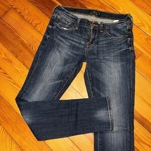 Women’s lucky brand Charlie skinny denim jeans size 2/26 blue